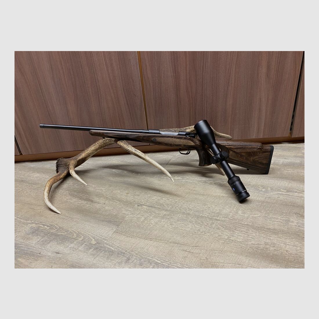 Mauser M12 Big Max, con Zeiss Conquest V6 2,5-15x56