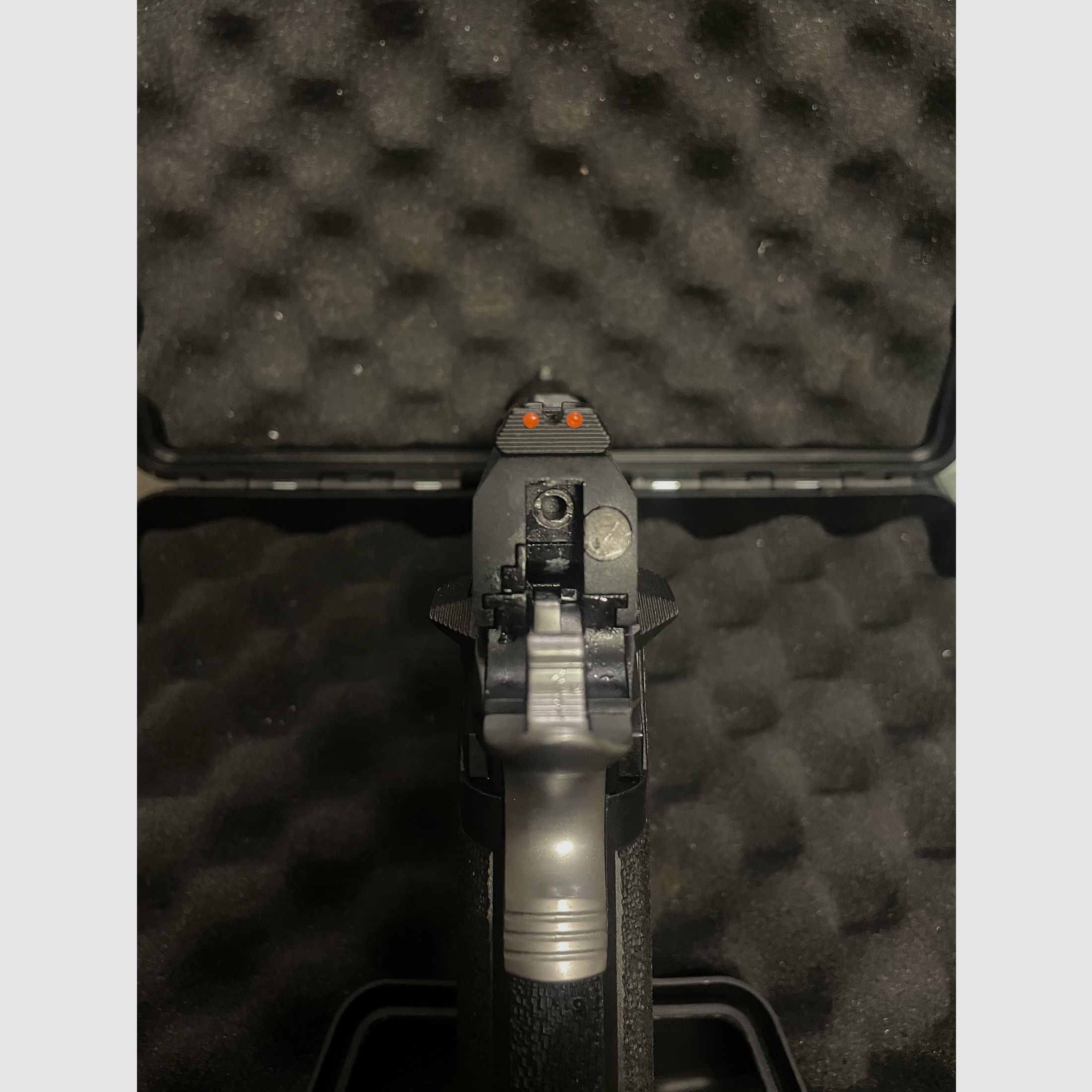 AW Custom Airsoft Pistole Hicapa 6mm BB + HPA Adapter Creeper Concepts