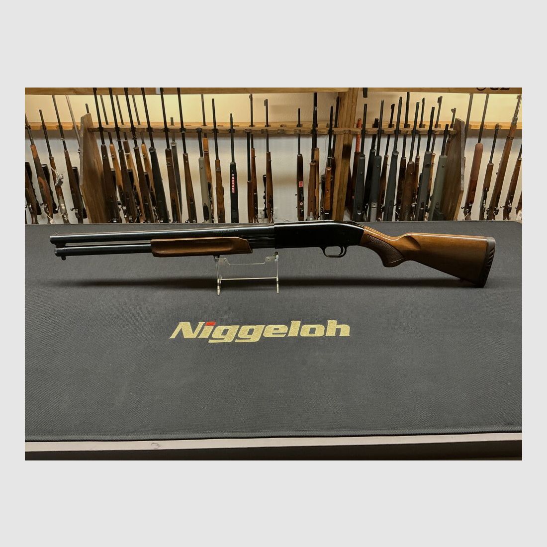 Mossberg zonder 12/76