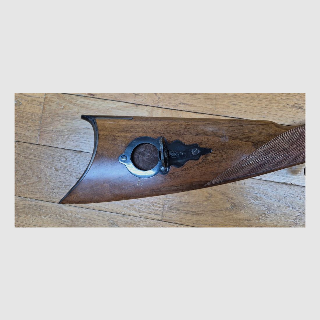 Zeer mooie reproductie van het precisiegeweer Edwin Wesson – Model uit 1845/49 – Kal. .50 – Italiaanse fabricage Moffra di Mainardi voor Hege in Duitsland – Zwartkruitwapen bekend om zijn precisie op lange afstand – Zeer mooie afwerking – Jaspage bij 90% – Hout in uitstekende staat – Zeer mooie loop – Uitstekende mechanica – Wapen uit 1978 – Prachtig en zeldzaam in de wereld van zwartkruit – TBE++, afbeelding 3 van 39