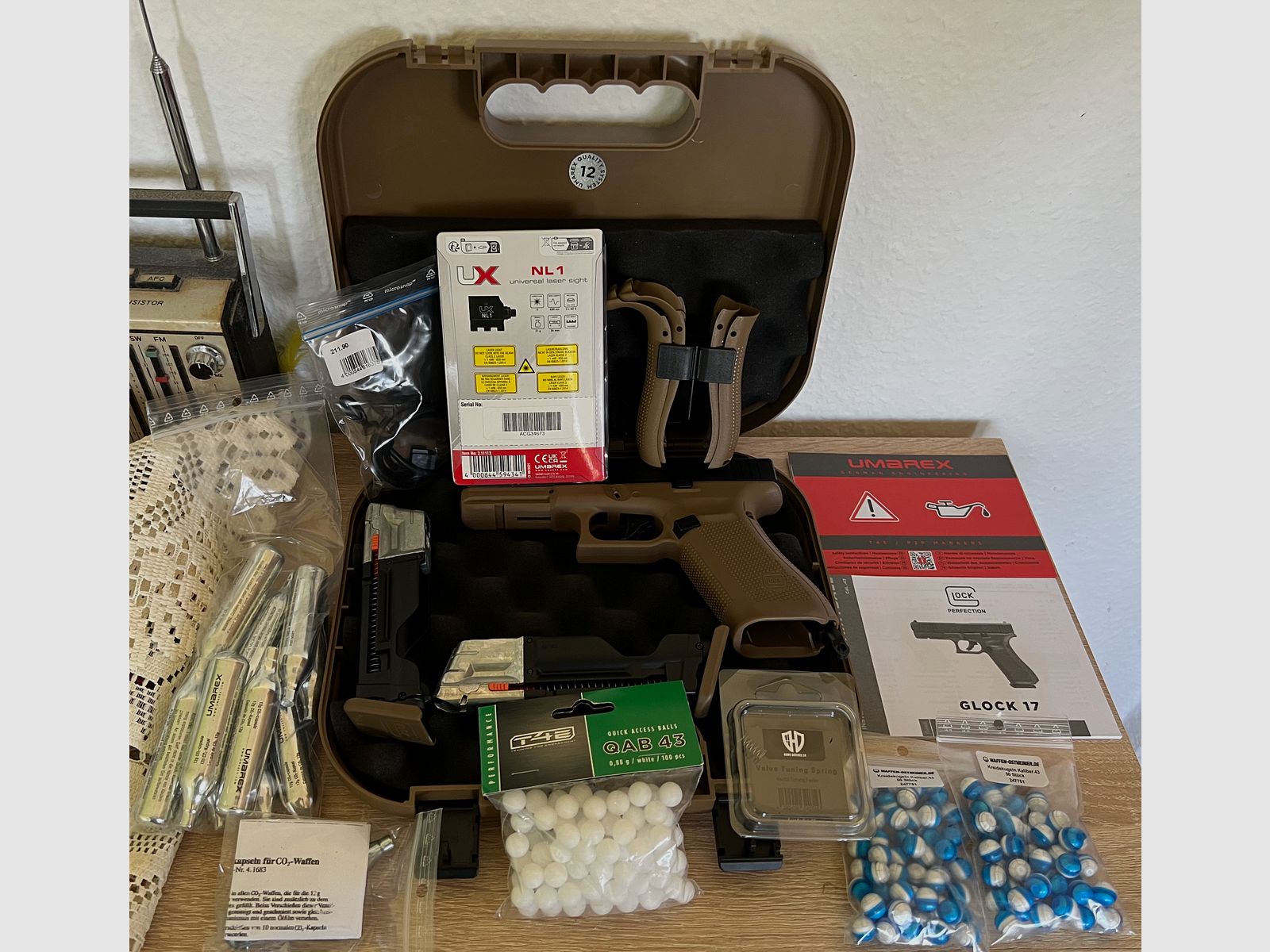 T4E GLOCK 17 Gen5 French Army Edition RAM gun Cal. .43 with accessories, image 2 of 13