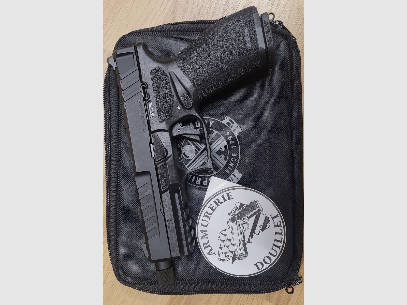 Springfield ECHELON Compact 4 Zoll TB (gewinde Lauf) – 9x19mm, Bild 1 von 12