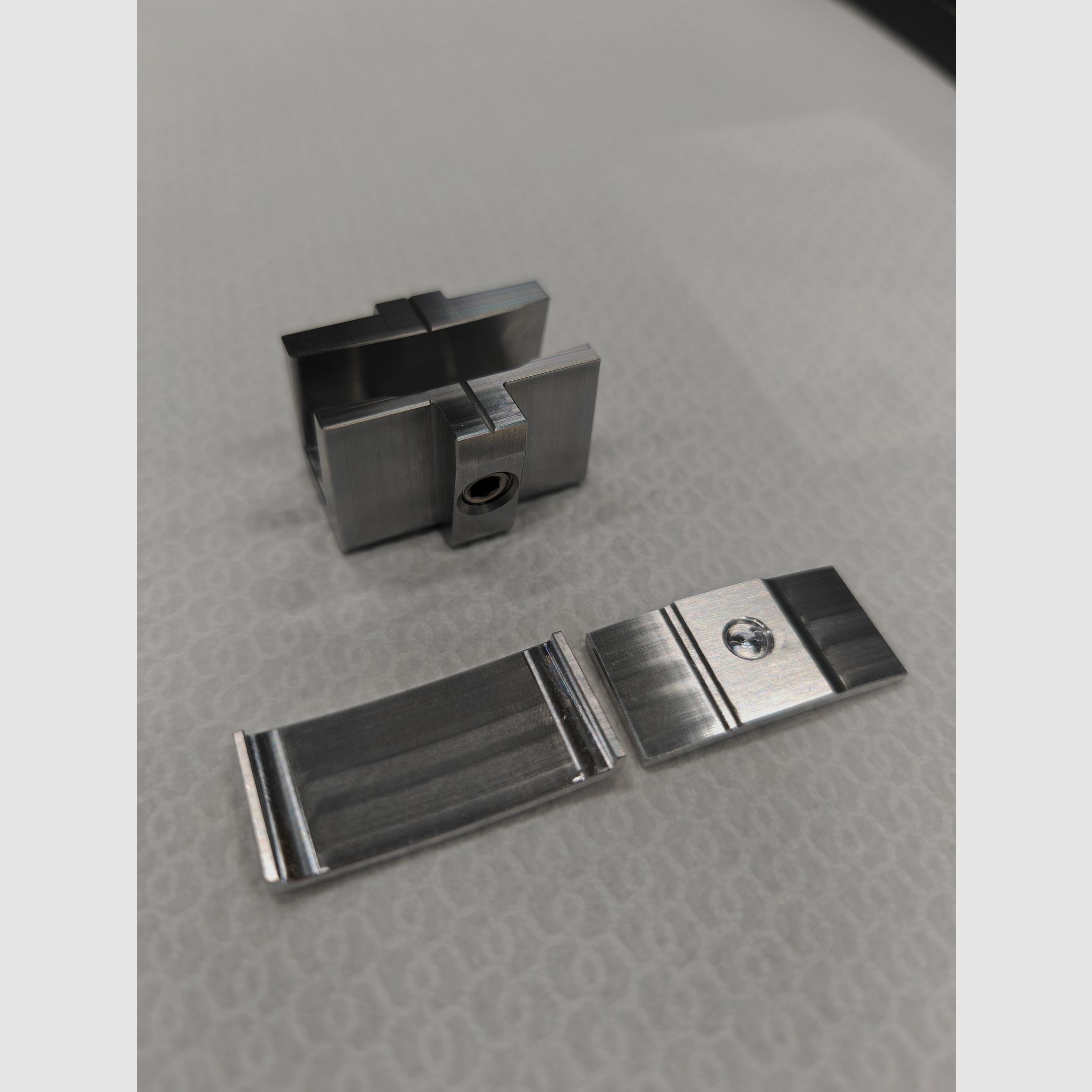 Mey Interceptor Montageblock CNC gefräst