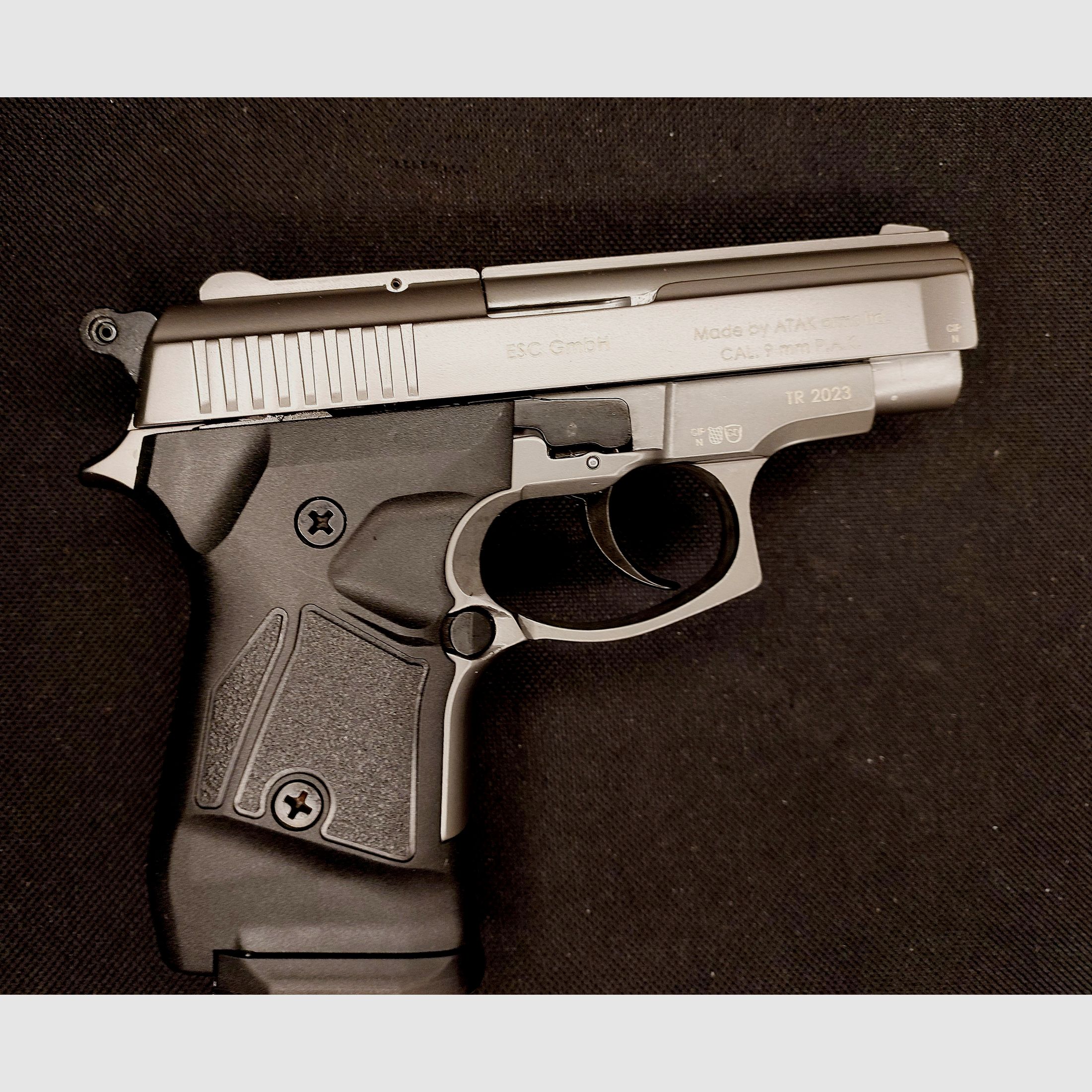 Zoraki 914 blank firing pistol 9mm P.A.K. Titan (1014)