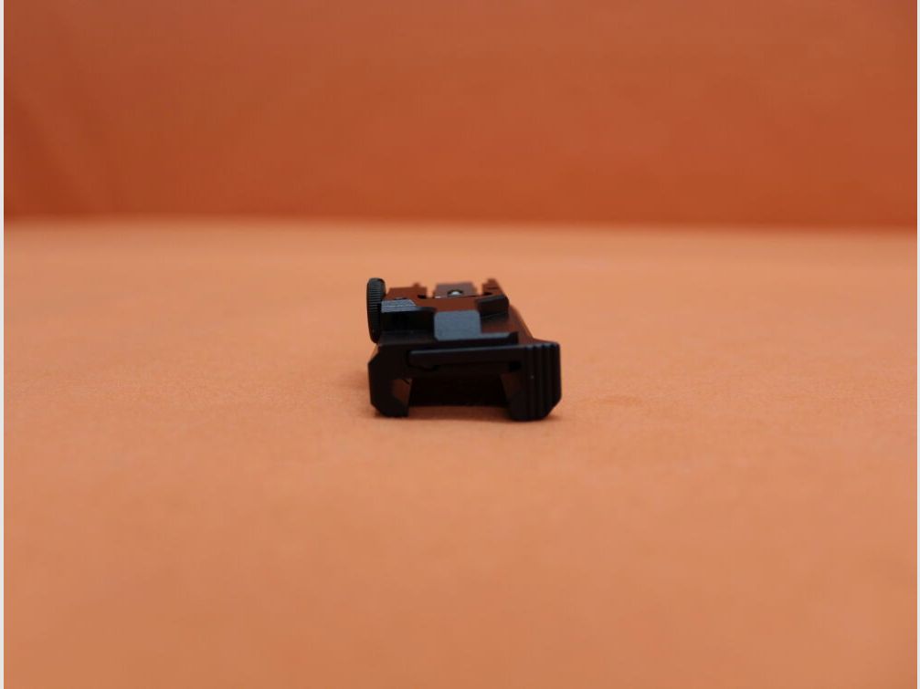 Heckler & Koch Heckler&Koch HK MR223/MR308: Visor de cambio rápido H&K negro Ø2mm plegable, para perfil Picatinny (línea de visión h = aprox. 33mm)