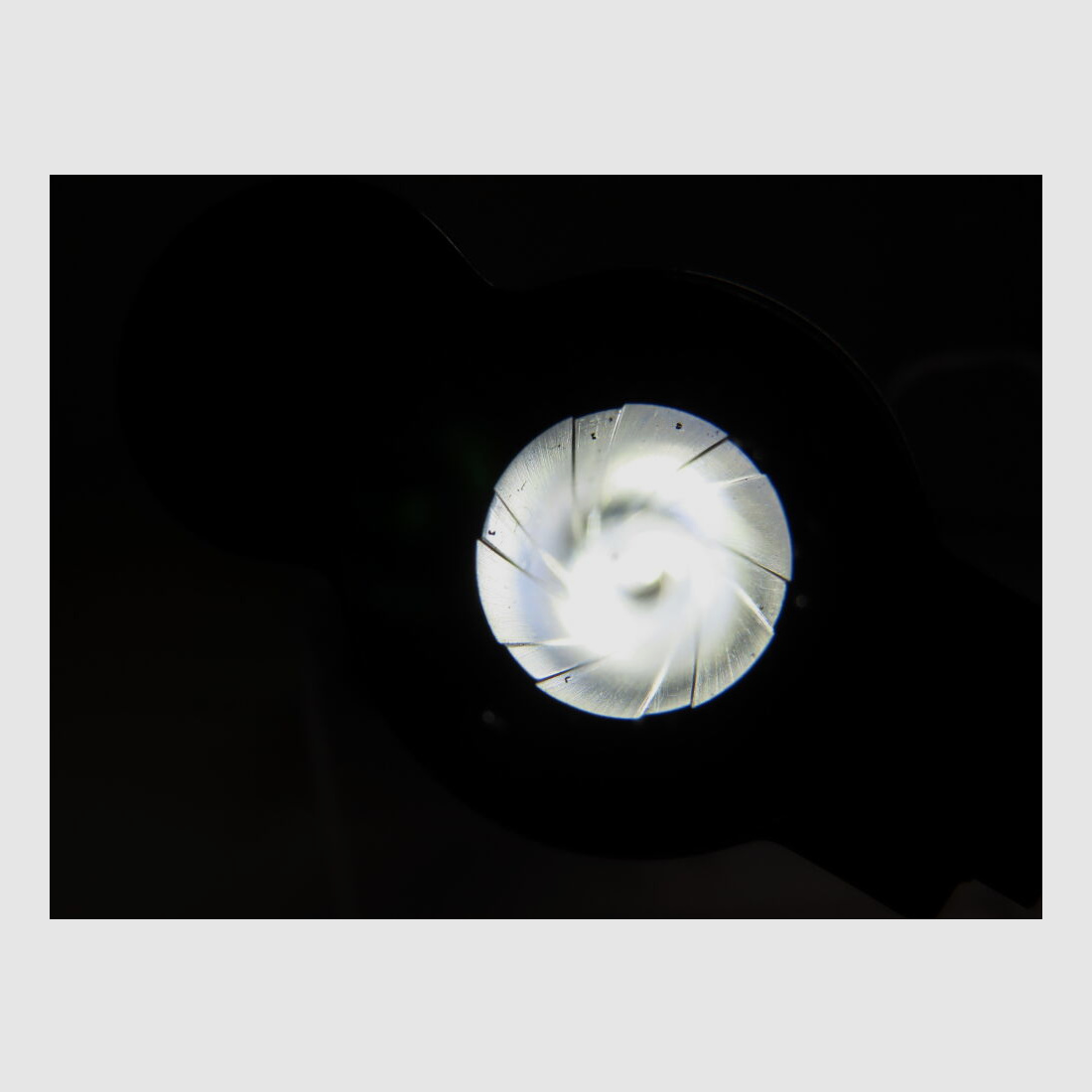 Colt Python 6" cali z 1971 roku