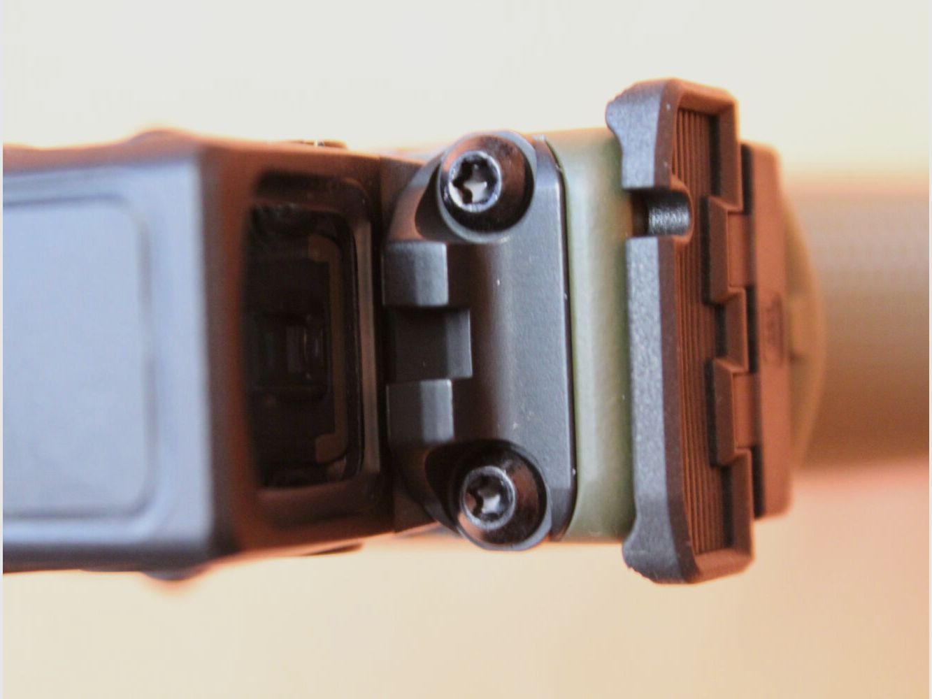 Glock Ha.Pistol 9mmLuger Glock45 Gen5 A-CUT Aimpoint COA Combo Hunter Edition OD Green with Red Dot Sight