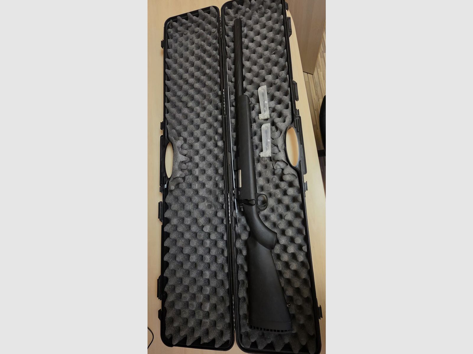 Novritsch SSG10 A1 Airsoft Sniper 2,2 J incluso valigia & 2 caricatori
