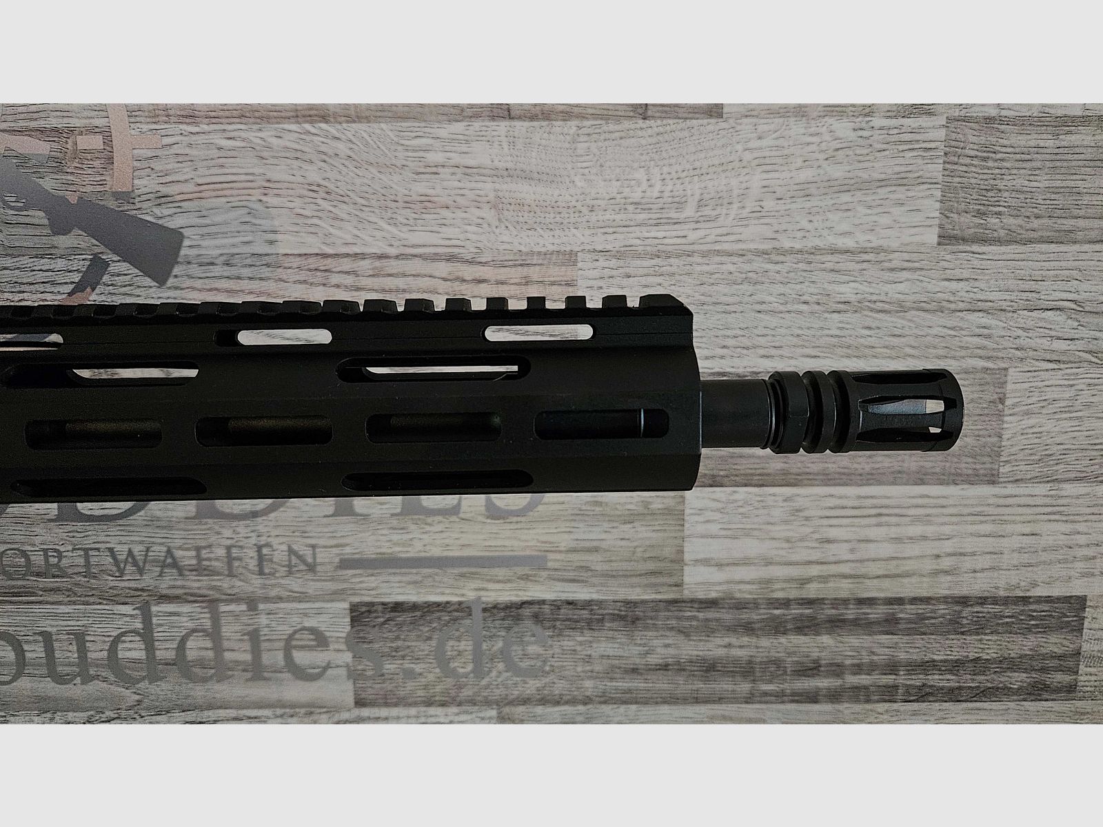 LuxDefTec LDT15 AR15 L4S 10,5" .223Rem - Set met Meopta ZF - Nieuwe goederen van de vakhandel