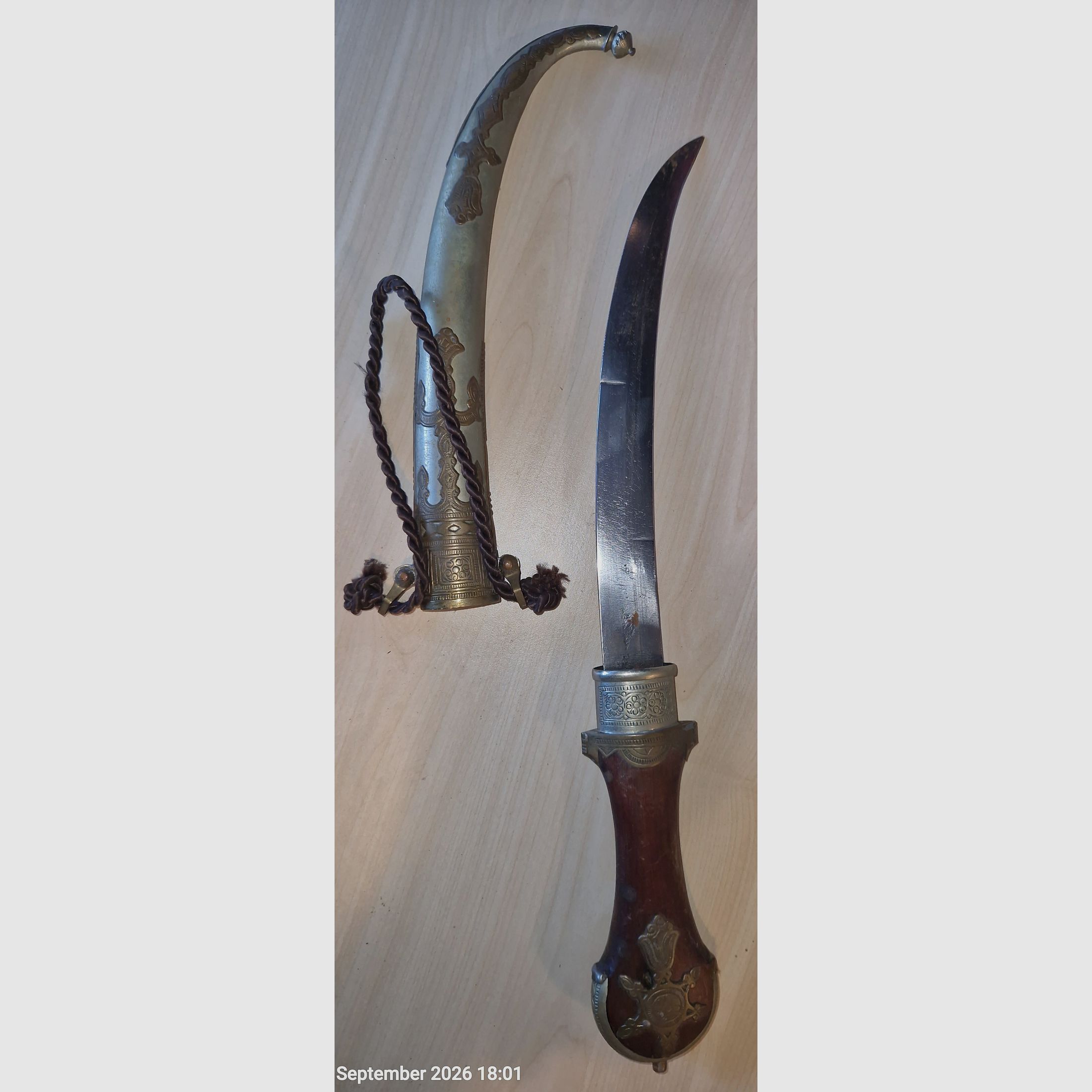 RITTER KAMIN WAND DECO OSMANISCHES REICH MESSER SCHWERT VORDERLADER PISTOLE AXT WIKINGER PULVER BEHÄLTER ARMBRUST STREITAXT ZEREMONIE DOLCH OPERUNG RITUAL ----> beschreibung lesen <----  , Bild 10 von 14