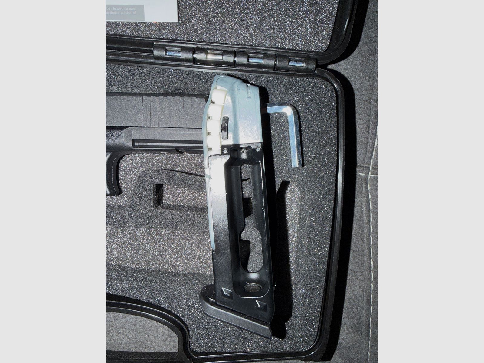 Umarex Glock 17 Gen5 CO2 air pistol | 4.5 mm | complete set | excellent condition | with CO₂ & case