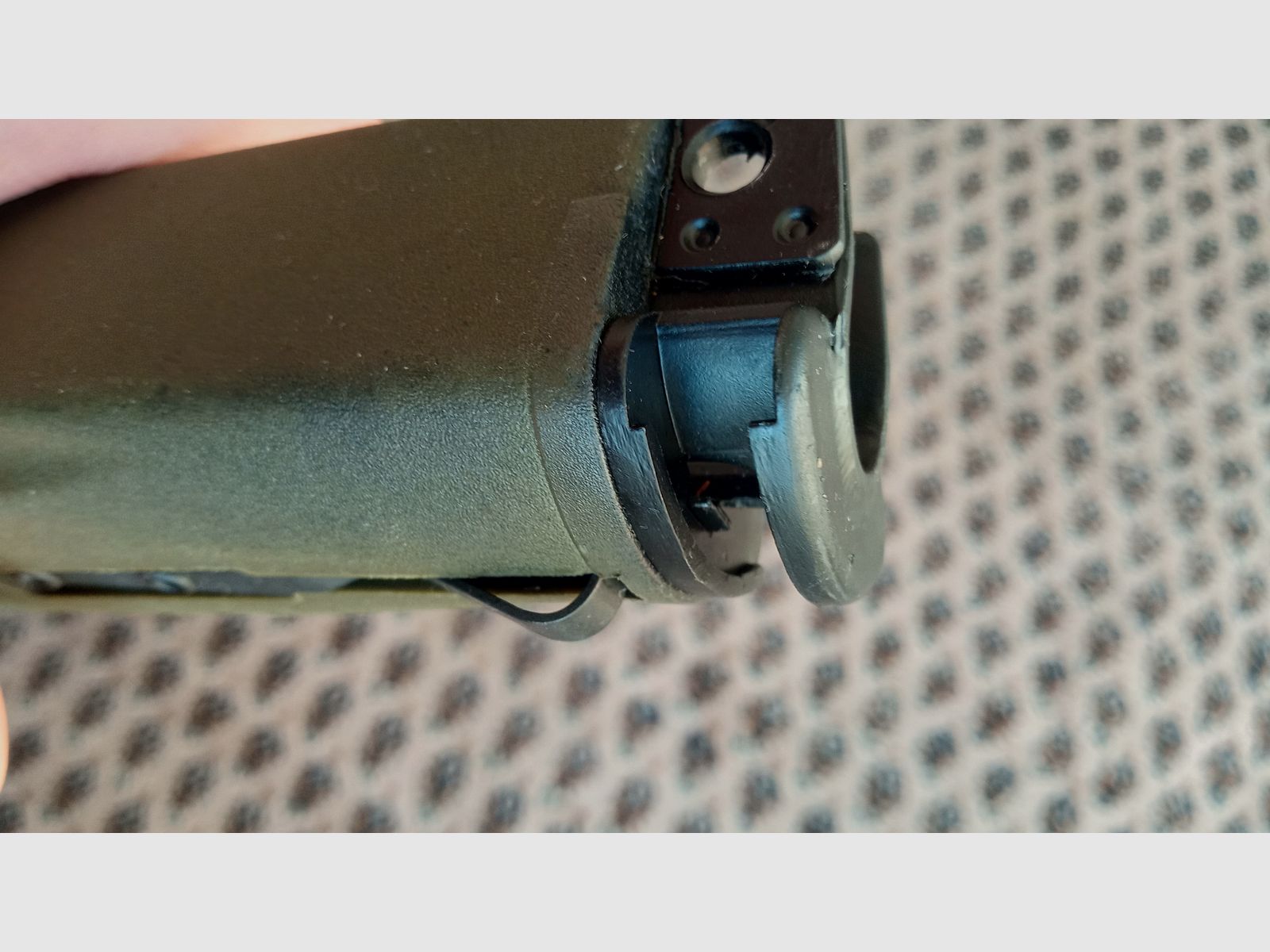 Original Griff & Trapezhandschutz für H&K G3A4 beide farblich abgestimmt in NATO Grün und Zweibein geeignet // G3 und Klone Handschutz + Pistolengriff / G3A3 G3SG1 MKE T41 HK91 VFC Co2 Umarex