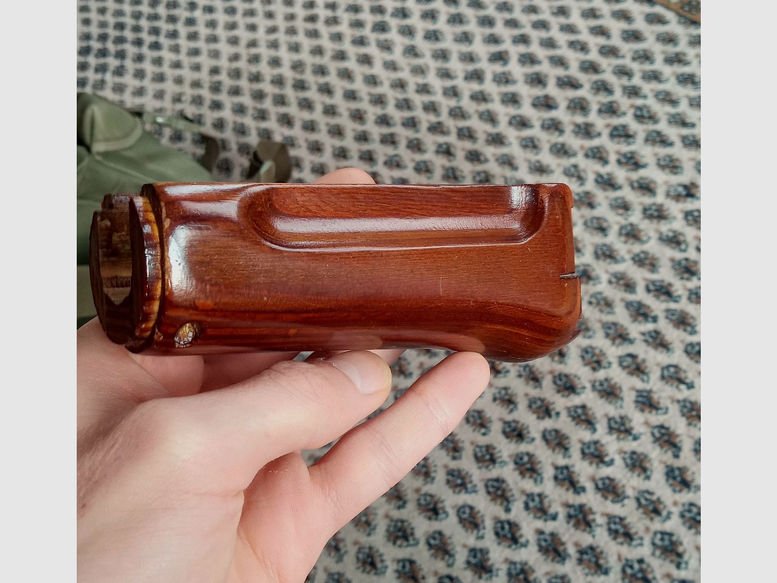 Protezione in legno per AKS-74u / Krinkov russo con molla e distanziatore Tula circa 1985 protezione in legno AKSU