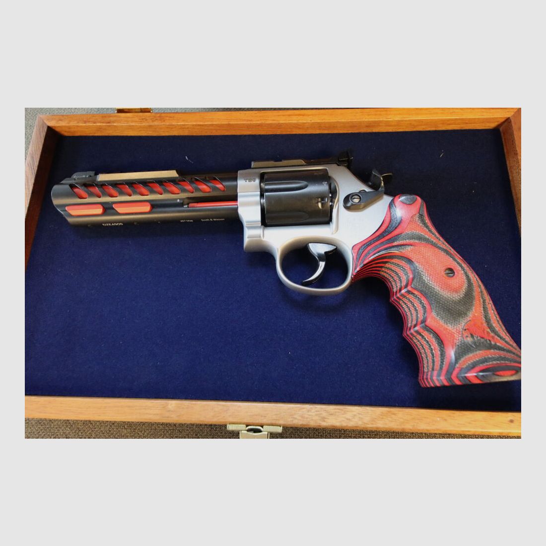 Smith & Wesson Demon 686 Demon