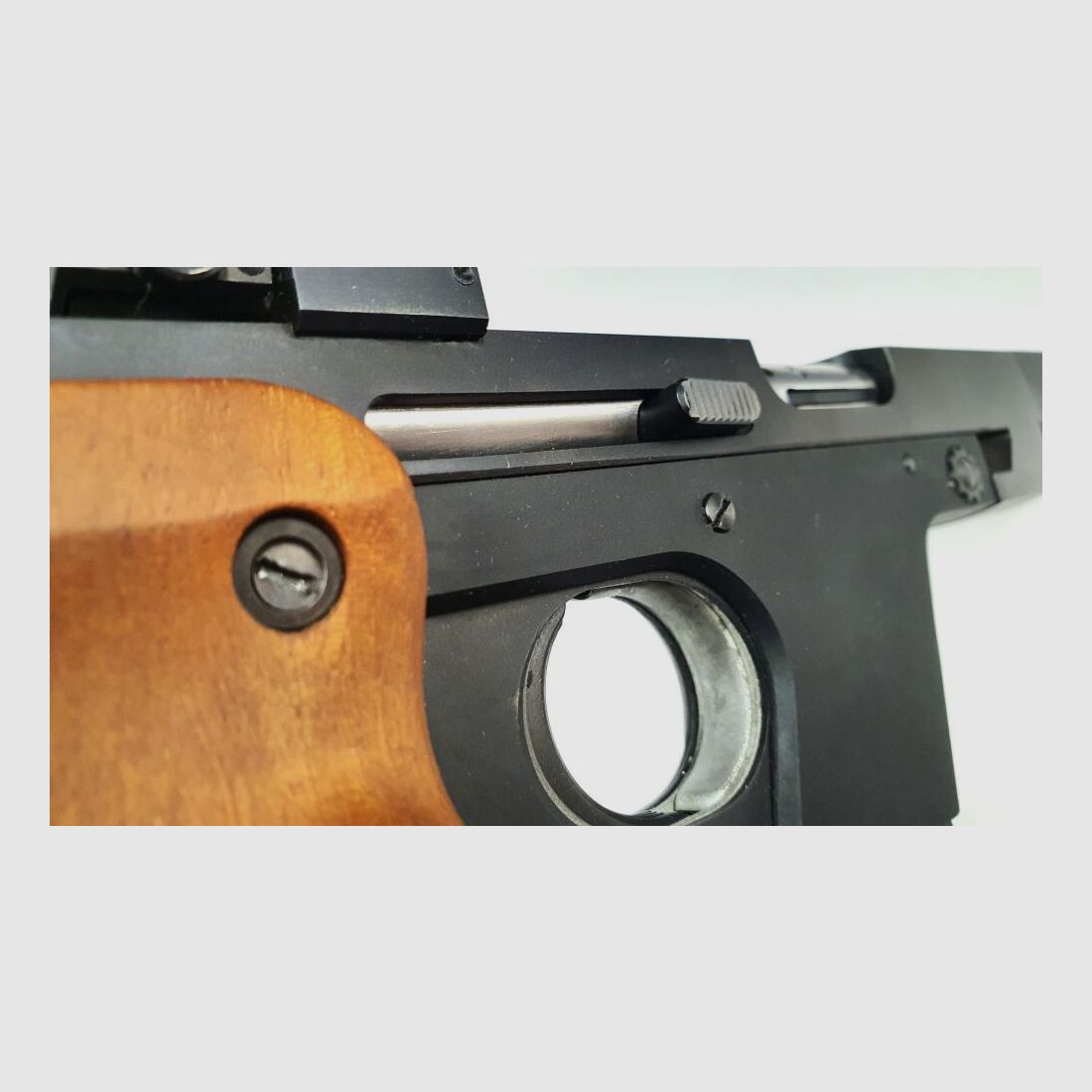 Carl Walther Waffenfabrik Ulm/Do. GSP z uchwytami Nill