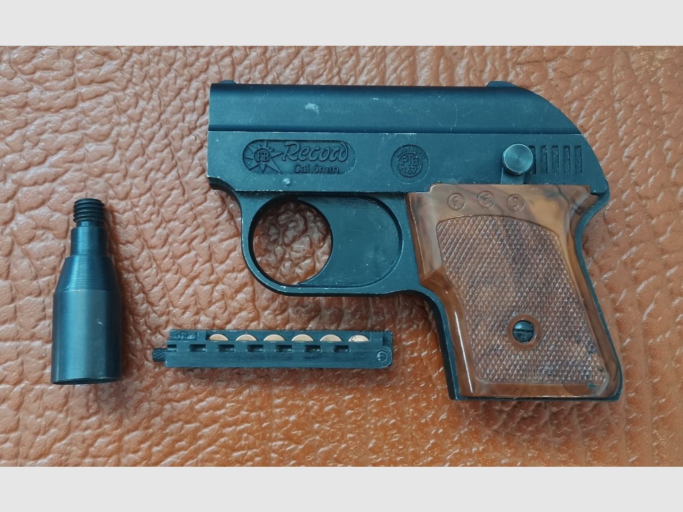 Record blank firing pistol cal. 6mm
