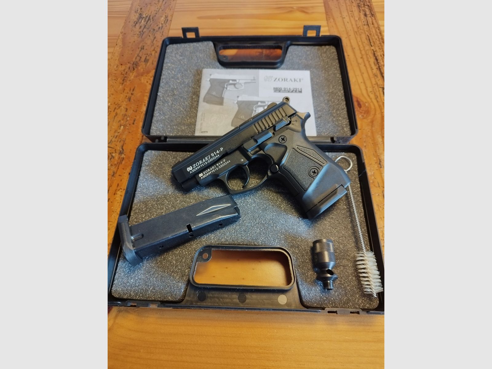 Zoraki 914-P Schreckschusswaffe 9mm PAK schwarz inkl. Reservemagazin !!Neuware!!