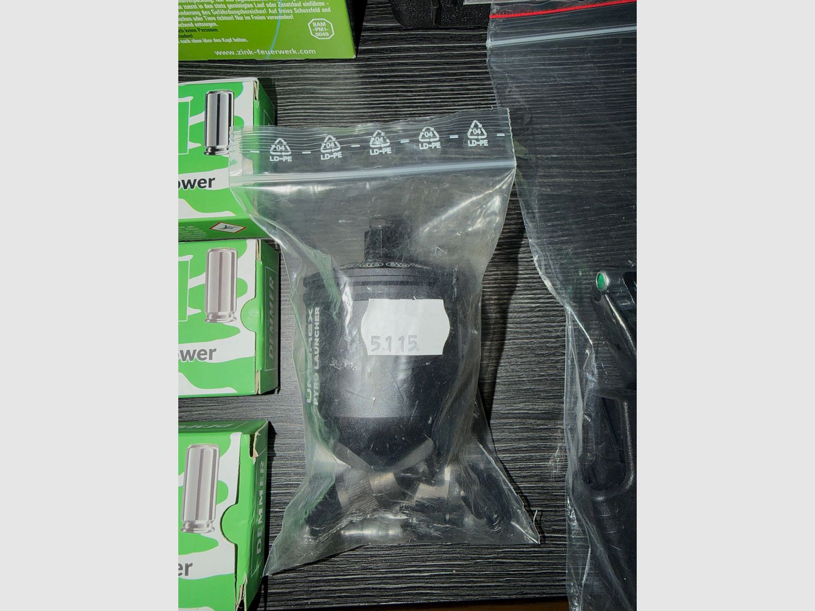 918-P blank firing pistol chrome 9mm incl. accessories