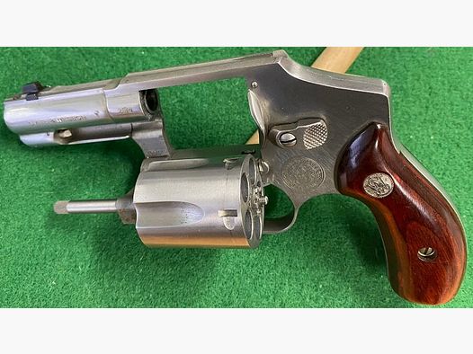 Smith & Wesson 640