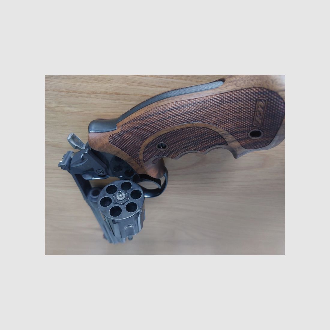 Smith & Wesson Mod. 586 - 6'' 357Mag