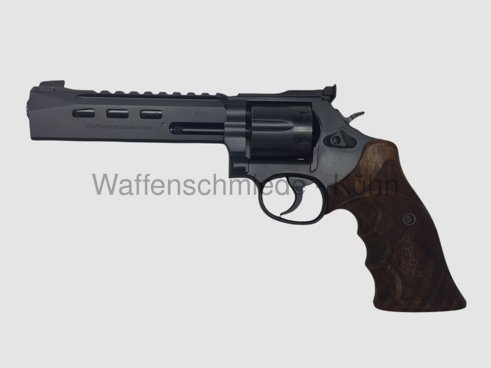 Smith & Wesson 686 Supertarget