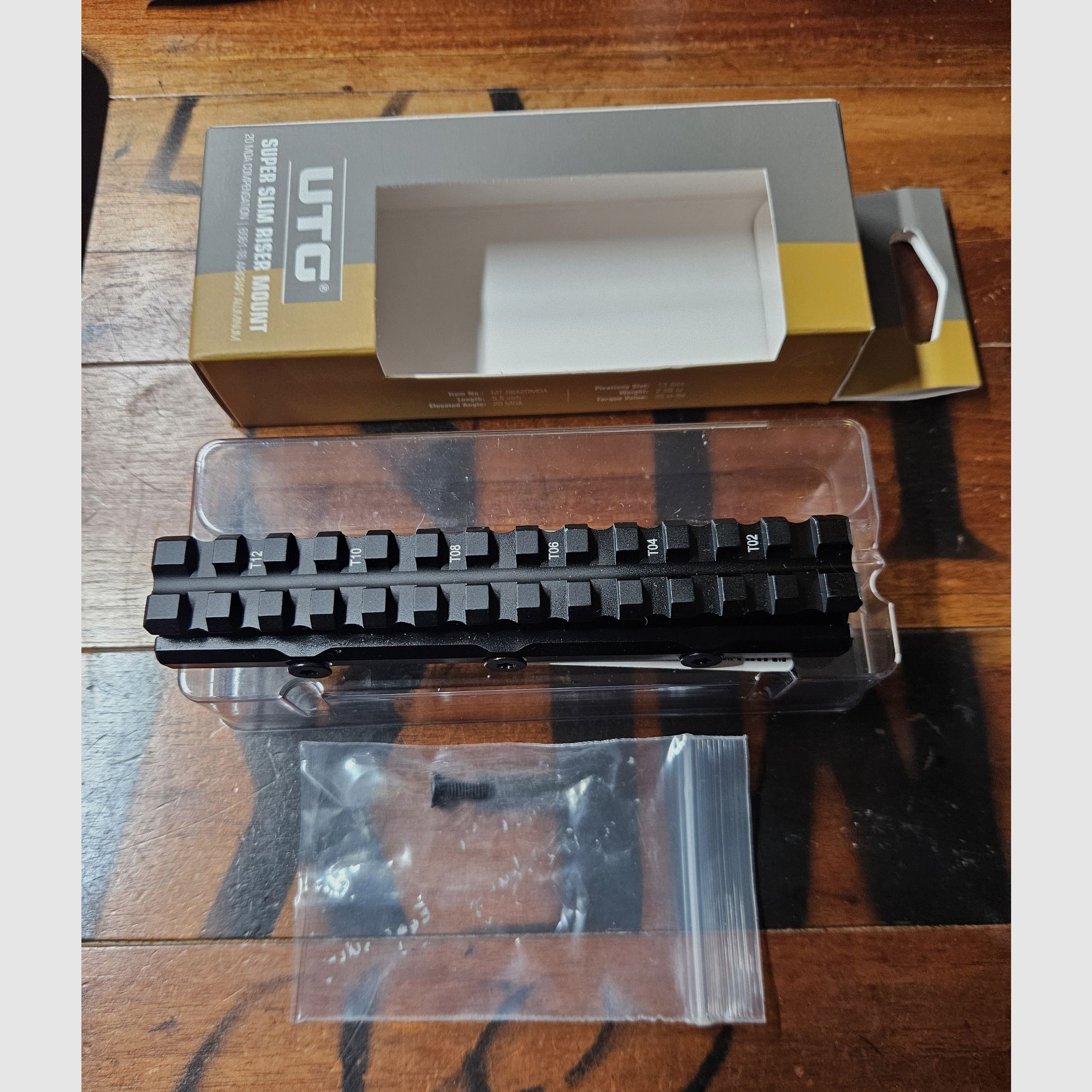 UTG mount riser, 20 MOA cant, Picatinny, 13 slots, image 2 of 2