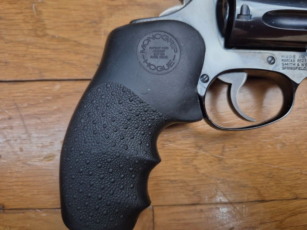 Zeldzaam Revolver Smith&Wesson Mod 36-1 of "Chiefs Special" – 5 schoten in kal. 38 SP – Loop 3 inch nieuw – Wapen uit 1979 – Schouderholster – Staat bijna nieuw! – TBE+++, afbeelding 4 van 19