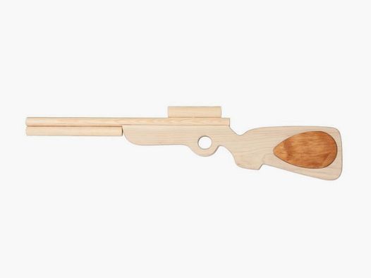 Bartl Holzgewehr mit Zielfernrohr