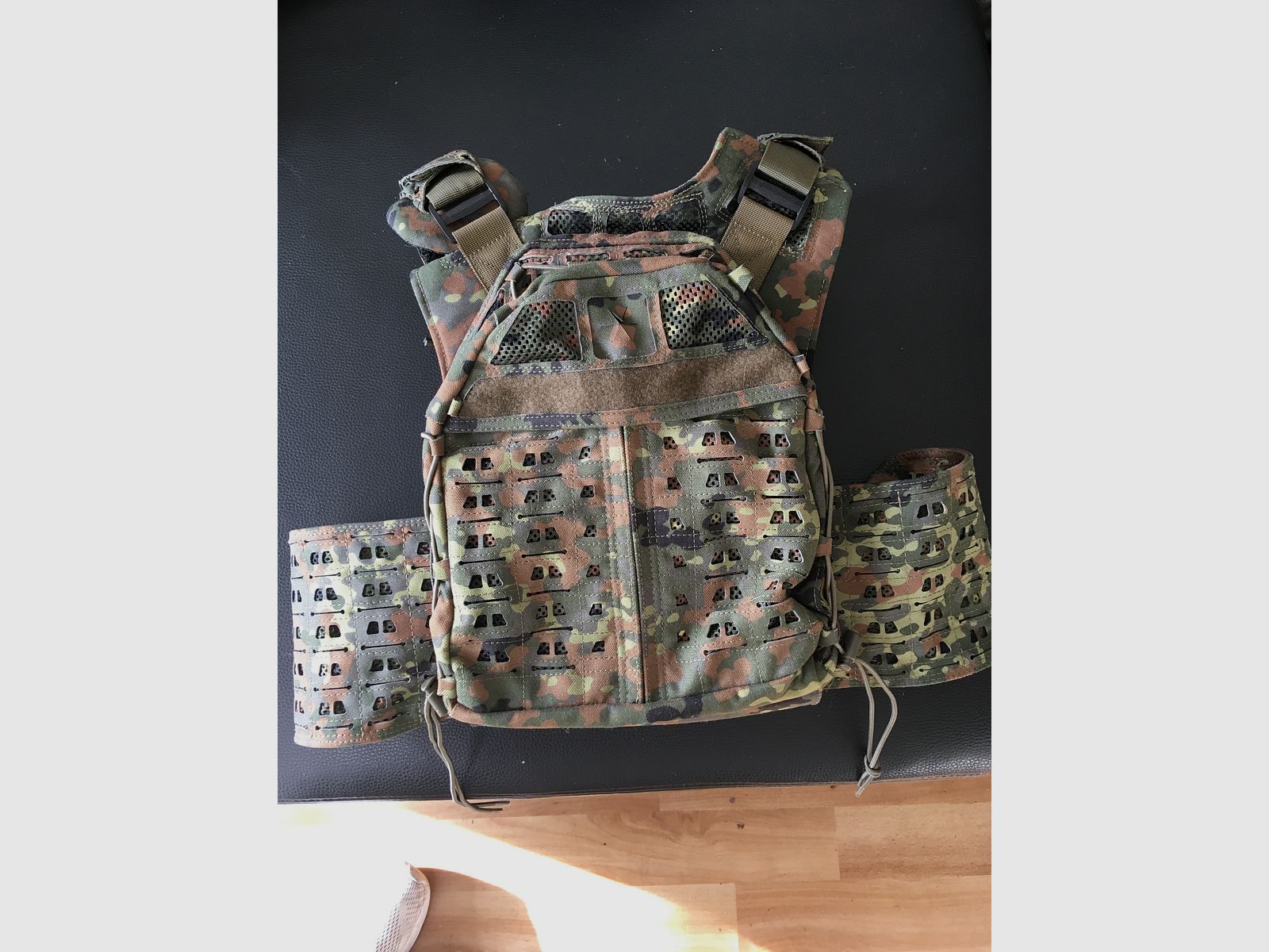 SSG10 A1 más accesorios y SSE 18 accesorios nuevos valor aproximadamente 850€