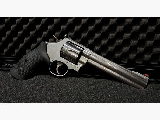 Smith & Wesson 629 Classic