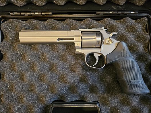 Spohr Revolver 357. Mag Model 565