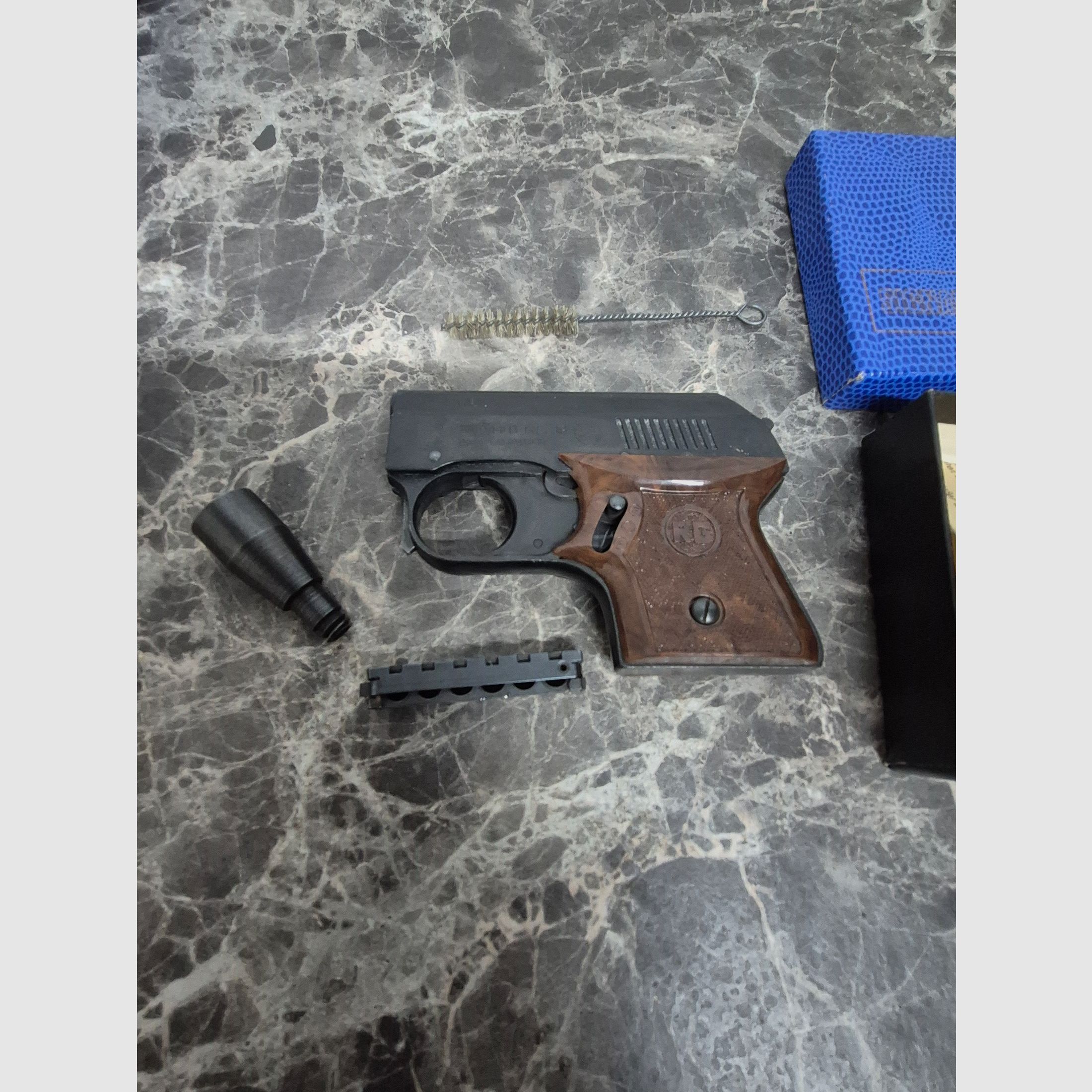 Pistolet d'alarme / gaz / signal Röhm RG3, 6 mm