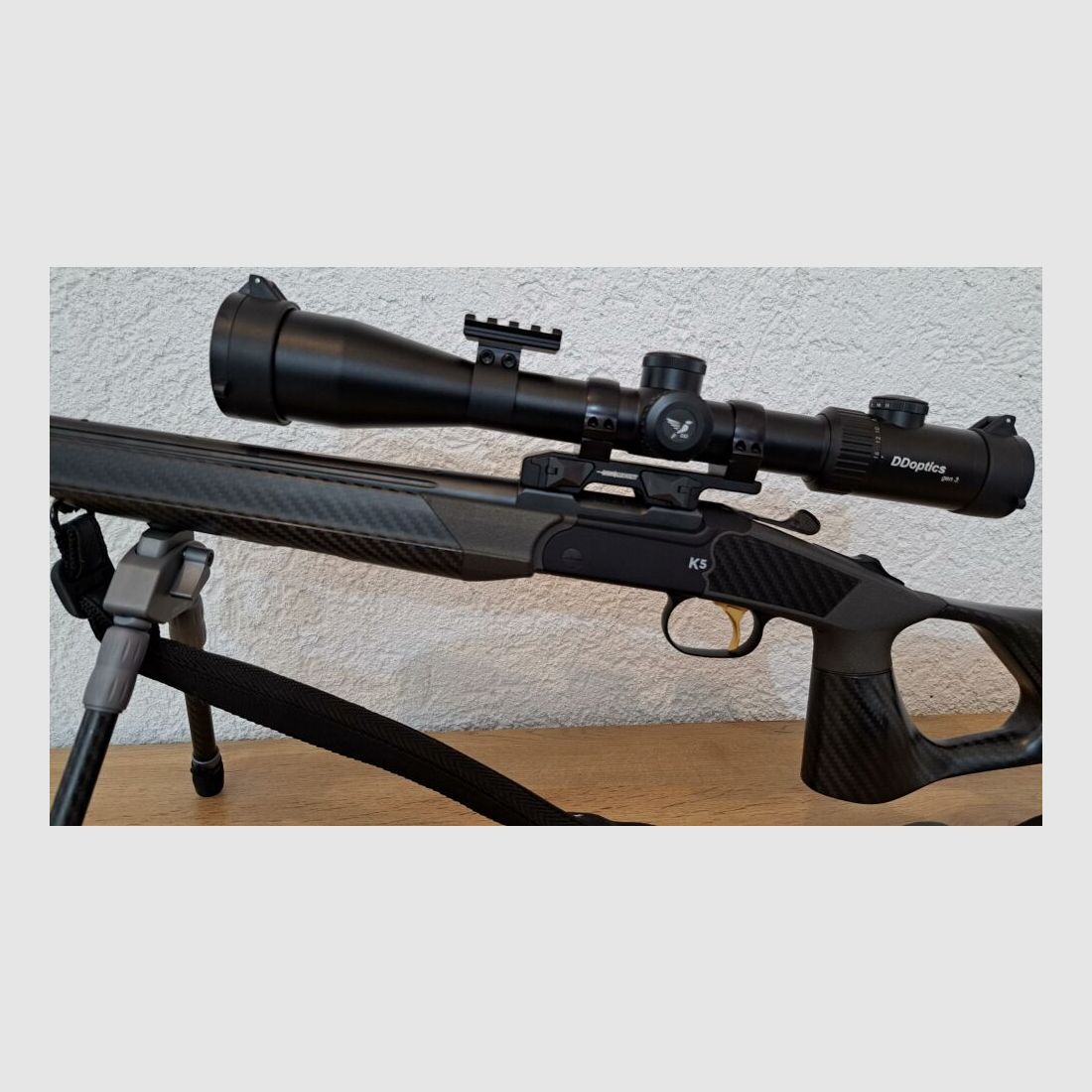 Merkel K5 Extrem mit FBT Carbon Lochschaft, DDOPTICS Zielfernrohr, Recknagel Schalldämpfer, Spartan Zweibein, Automatik Gewehrriemen, Luxus Koffer etc.
