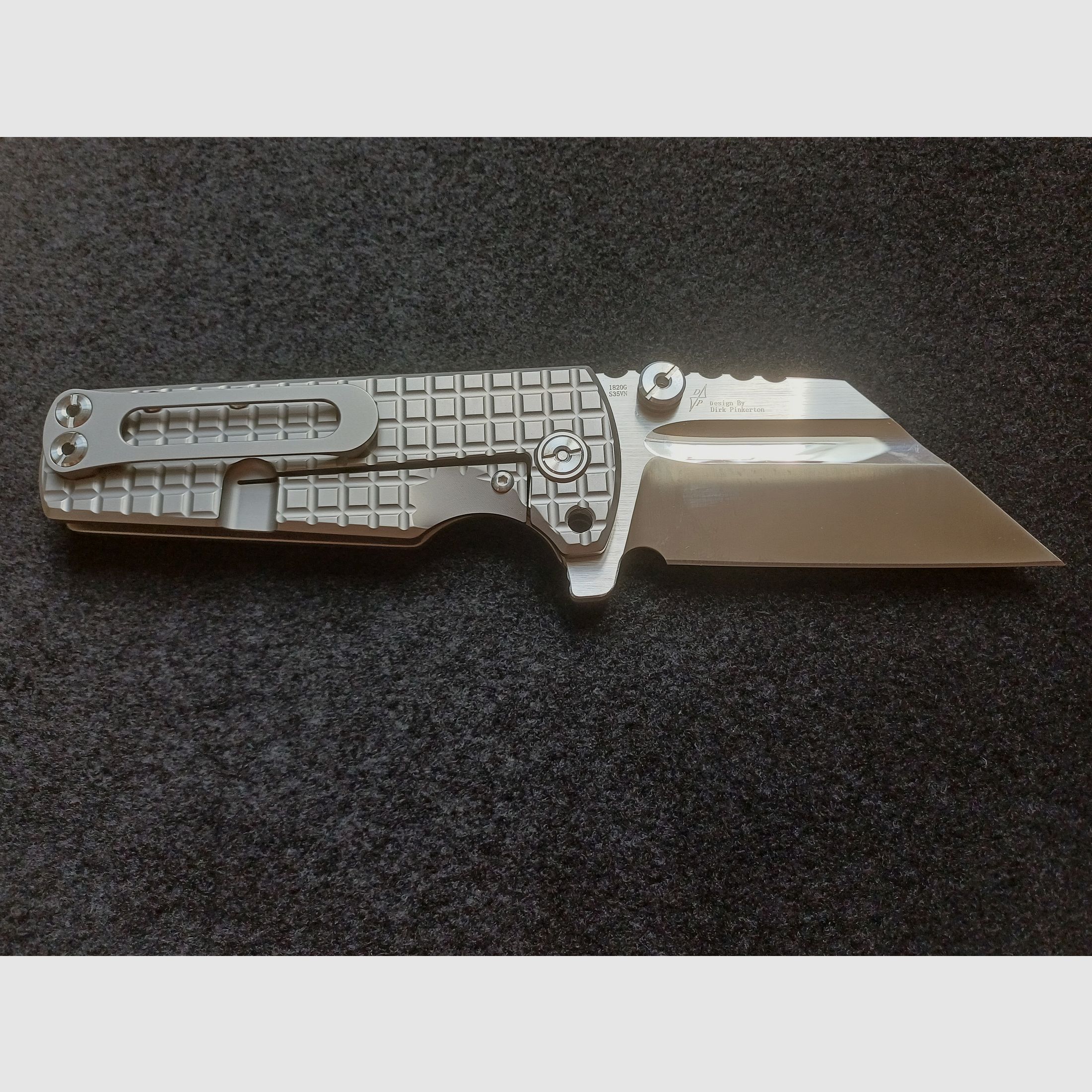 Artisan Cutlery Proponent  1820G-FGY Titan Griff  S35VN Klinge