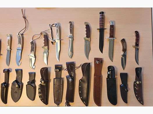 26 Jagdmesser von BÖKER, PUMA, Diefentahl, Hartkopf, Buck, EKA etc. im Set zu verkaufen