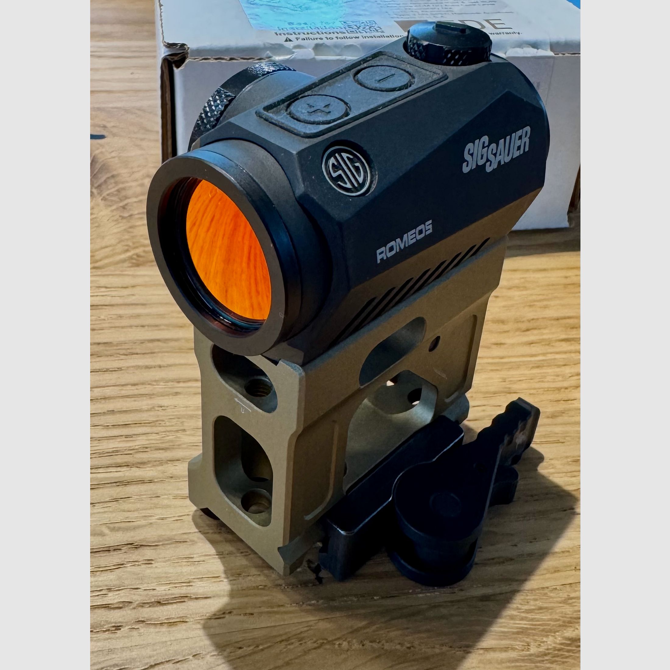 Sig Sauer Romeo 5 + UNITY Tactical Fast Mount, immagine 1 di 3
