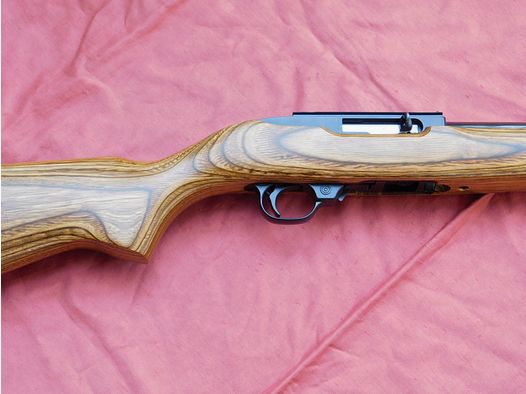 Ruger 10/22 Kal. 22LR Match / Target Selbstladebüchse mit Matchlauf und Schichtholzschaft, neuwertig