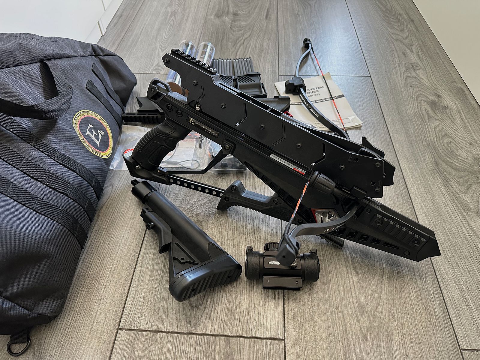 EK Archery Armbrust Adder mit viel Zubehör Cobra systems 
