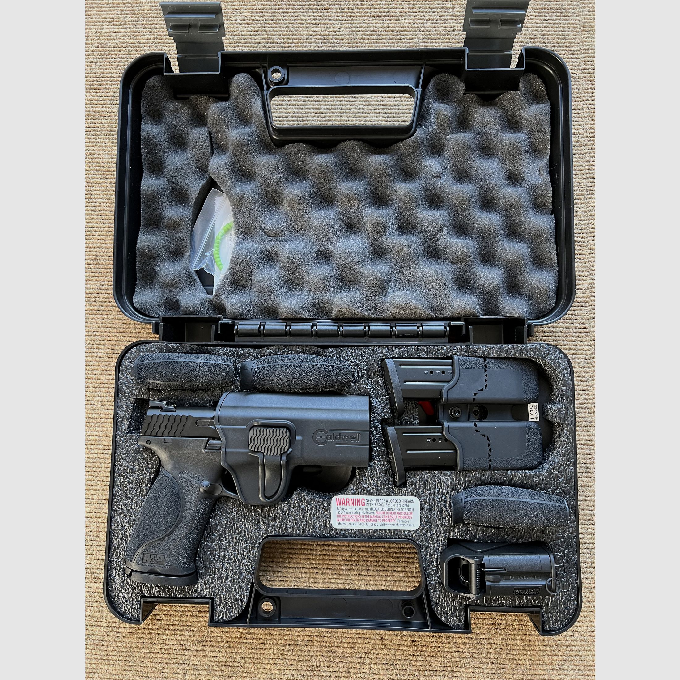 Smith & Wesson M&P 9 M2.0, Carry & Range Kit