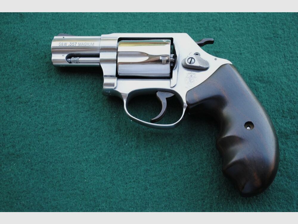 Smith & Wesson Mod. 60-14, Box, 2" LL, Combat Grip
