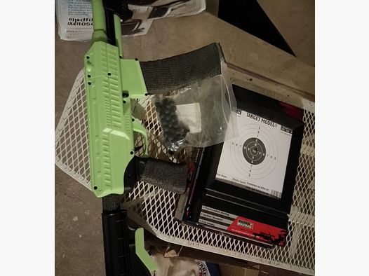 Marqueur de paintball à ressort Calibre .50 Fusil à pompe Enfants Junior Arme Boules en caoutchouc Gun comme neuf + Cible Zielscheibe