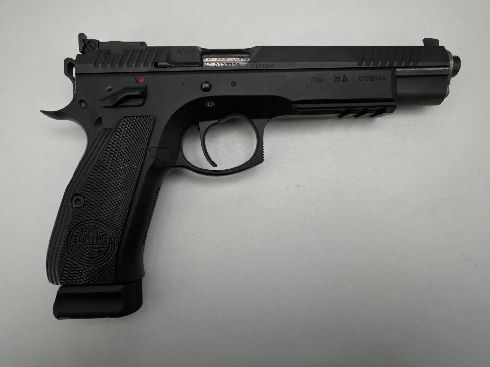 Frankonia CZ Pro Tuning Taipan noir