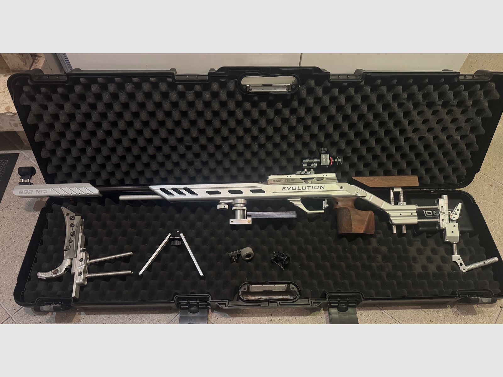 Tesro SBR 100 Signum