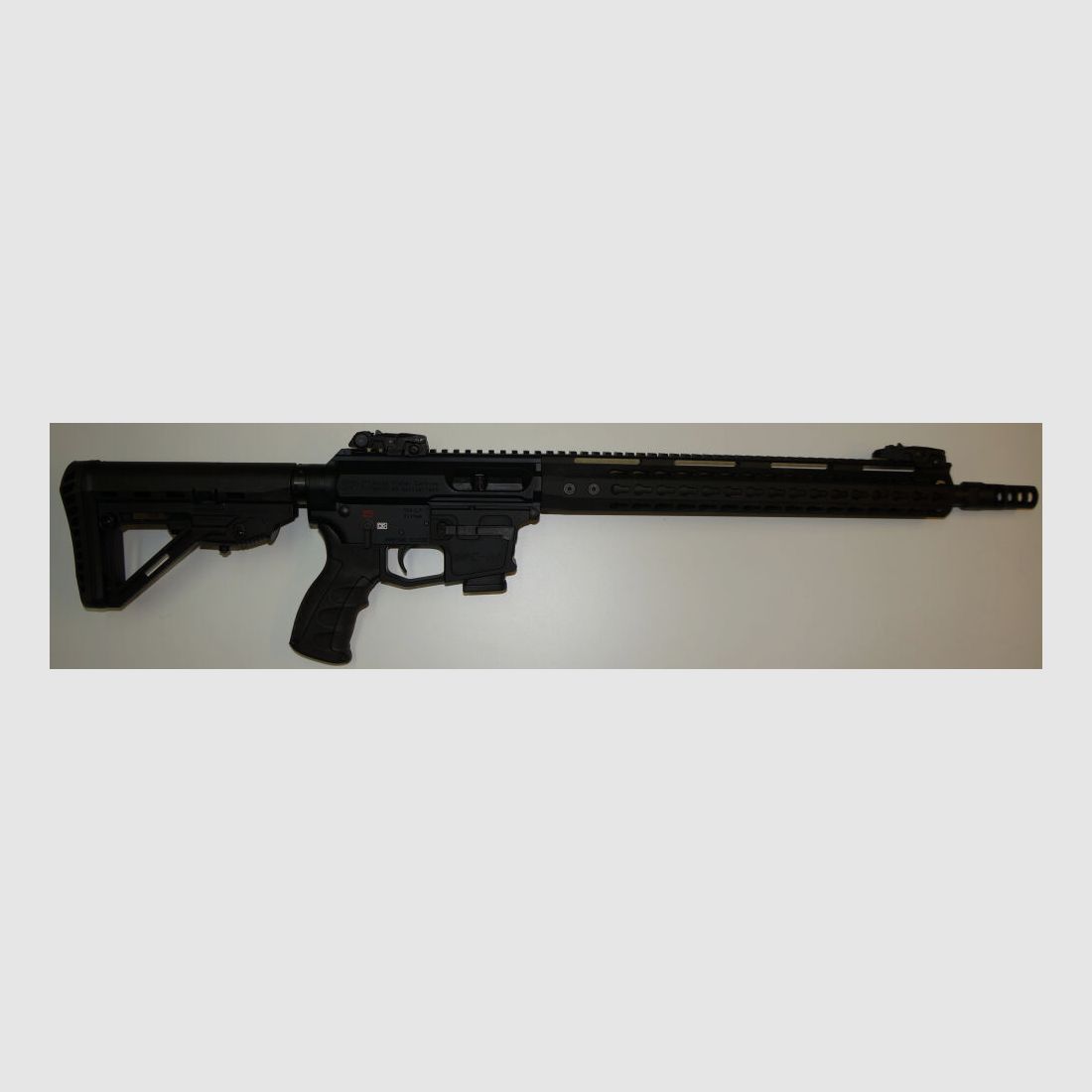 Schwaben Arms GmbH/GWMH Selbstladebüchse GWMH SPC-HUNTER A4 17" (SWISS PISTOL CARBINE) BLACK Kal.9x19 AR15 Glock Magazin