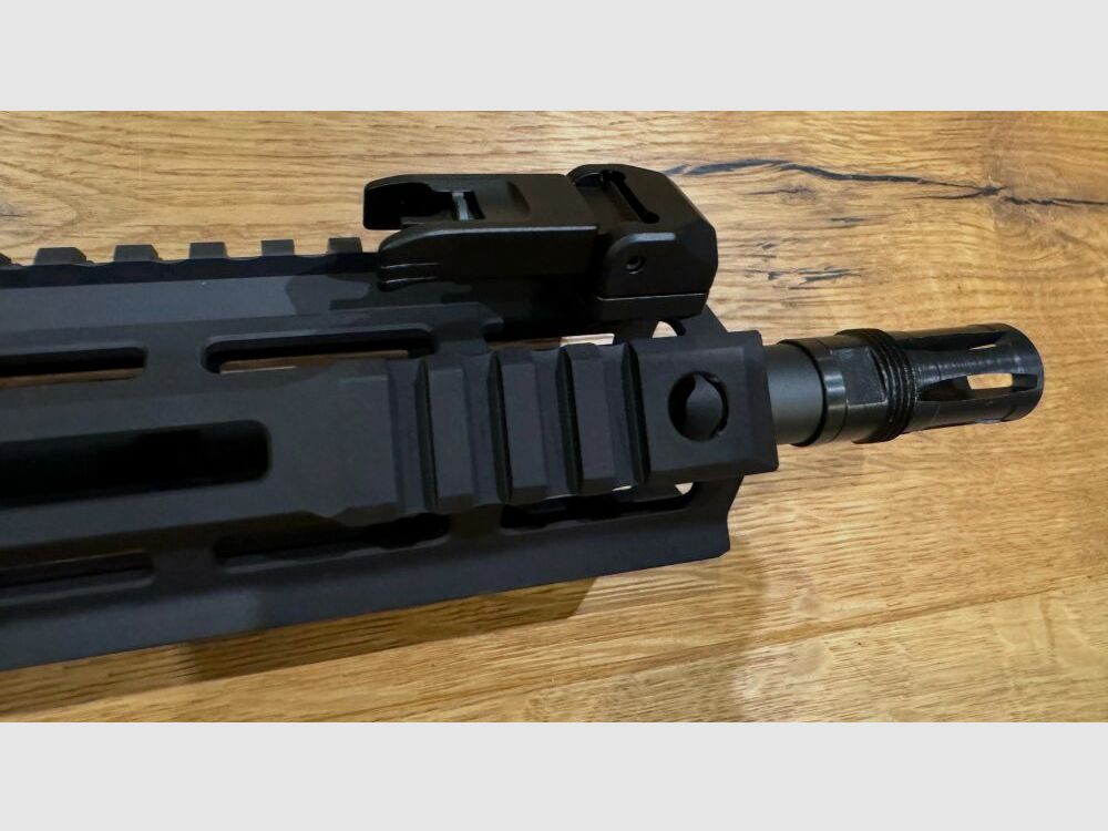 Oberland Arms OA-15 PR M4, 14.5 barrel .223Rem/5.56x45 with optics