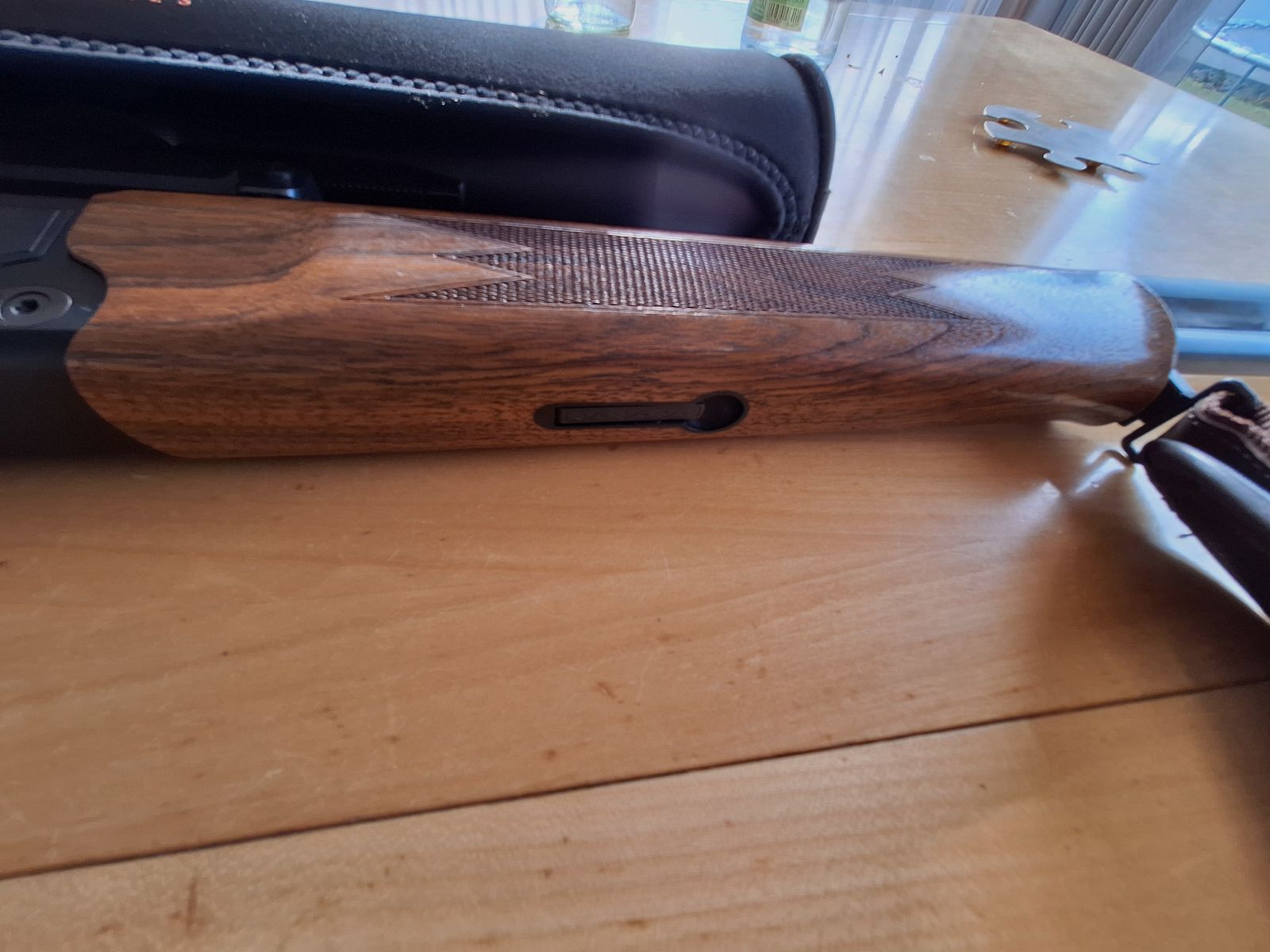 Blaser B95 avec canon interchangeable 5.6 ×52 et Kahles - comme neuf -