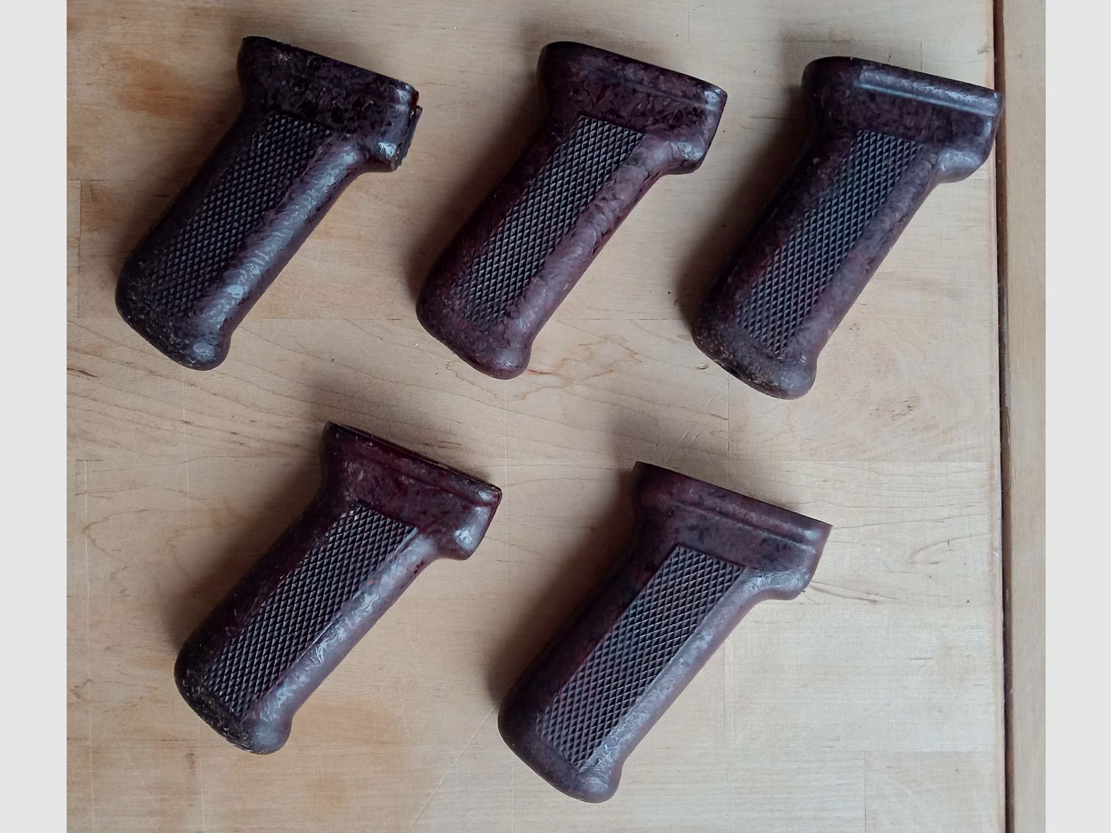 Mangos de AKM rumanos de baquelita mejor que el mango ruso / también para AK74 AK-100 / Yunker / GSG Cybergun Co2 "AK47