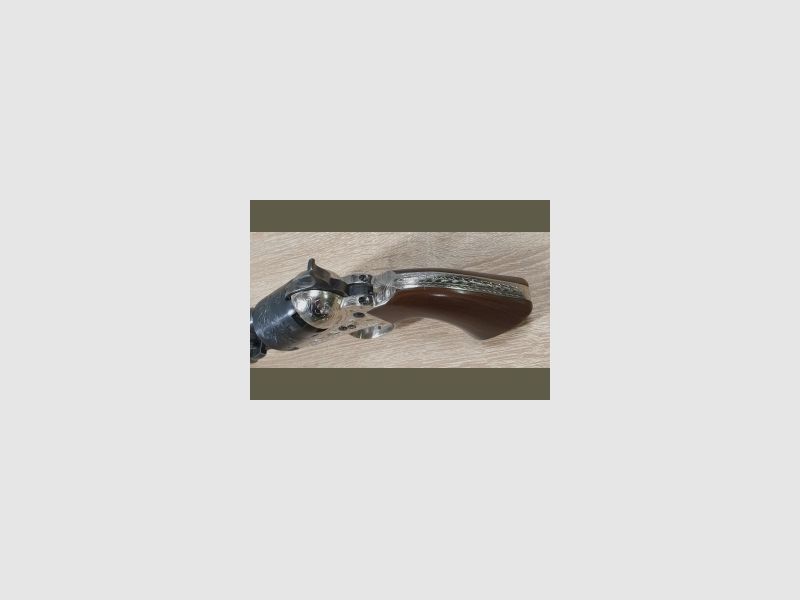 Colt Navy Kal. .36 BP MAVI – Gravur, Bild 13 von 14