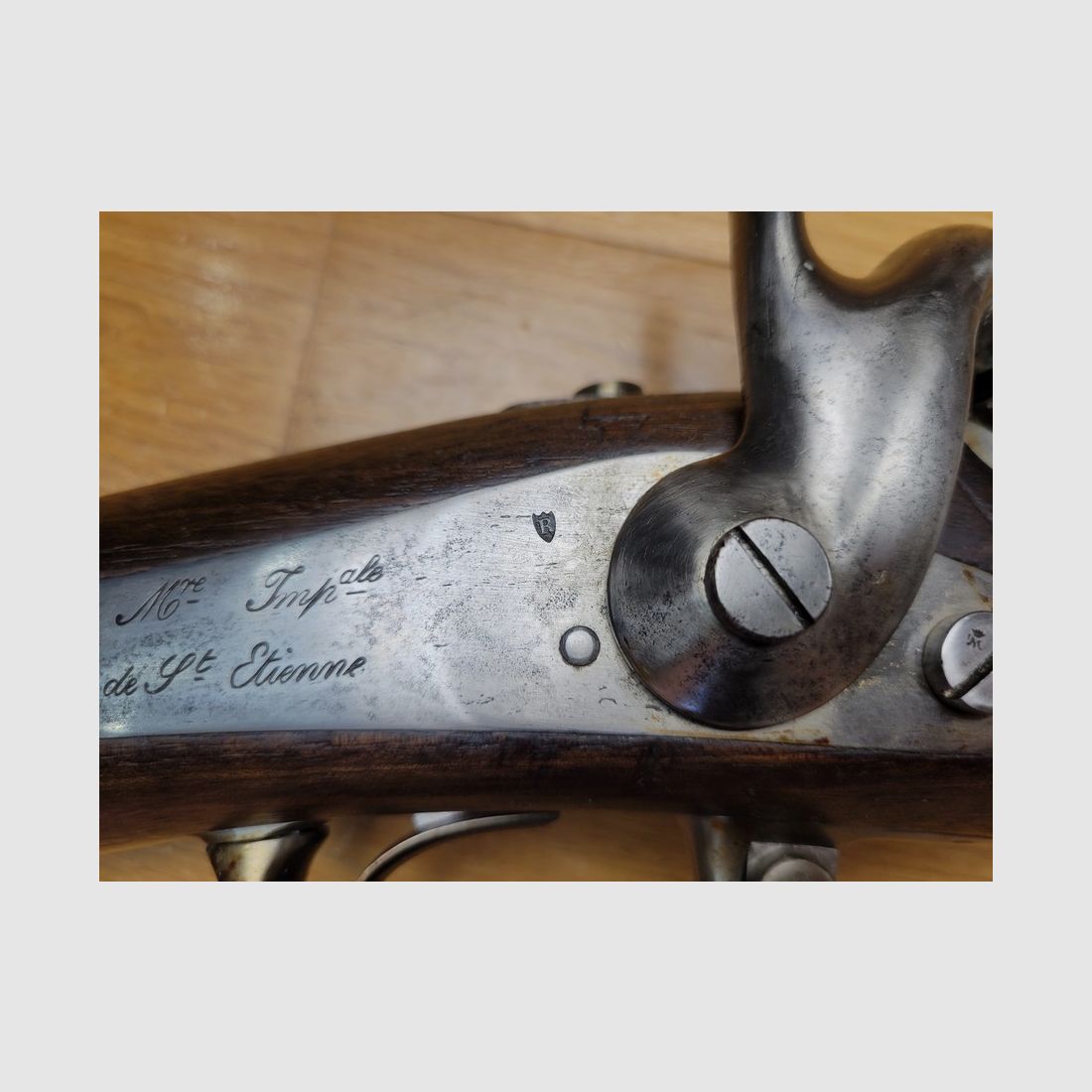 Wunderschönes Gewehr der Gardegrenadiere Modell 1854 – schöner Lauf – schöne Markierungen und Stempel – 1. Herstellungsjahr Saint-Étienne – eines der 7000 überlebenden nicht gekürzten (im Inventar von 1863!) – TBE +, Bild 5 von 28