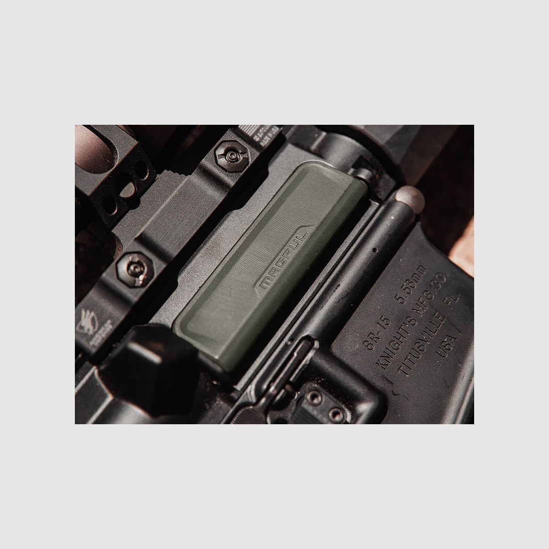 MAGPUL AR15 Dust Cover Black